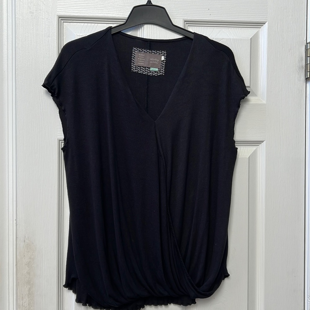 Saturday Sunday (Anthropologie) Black Ruffled Top Size Medium